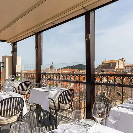 ブティック　ホテル　スタリー　グラード