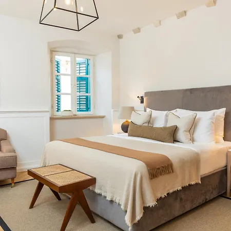 Boutique Stari Grad Hotel 4*